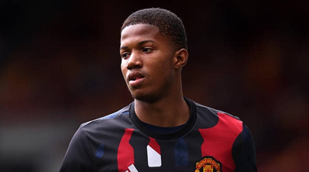 Manchester United chính thức công bố số áo mới cho Chido Obi-Martin và Tyler Fredricson