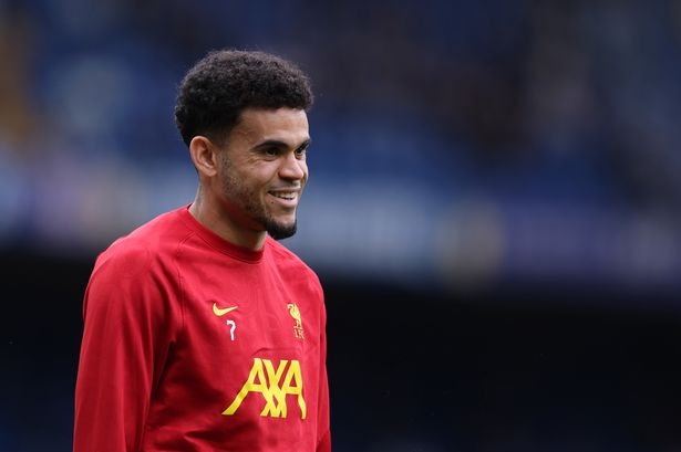 Barcelona chiêu mộ thành công Rashford, tạm dừng theo đuổi Luis Diaz